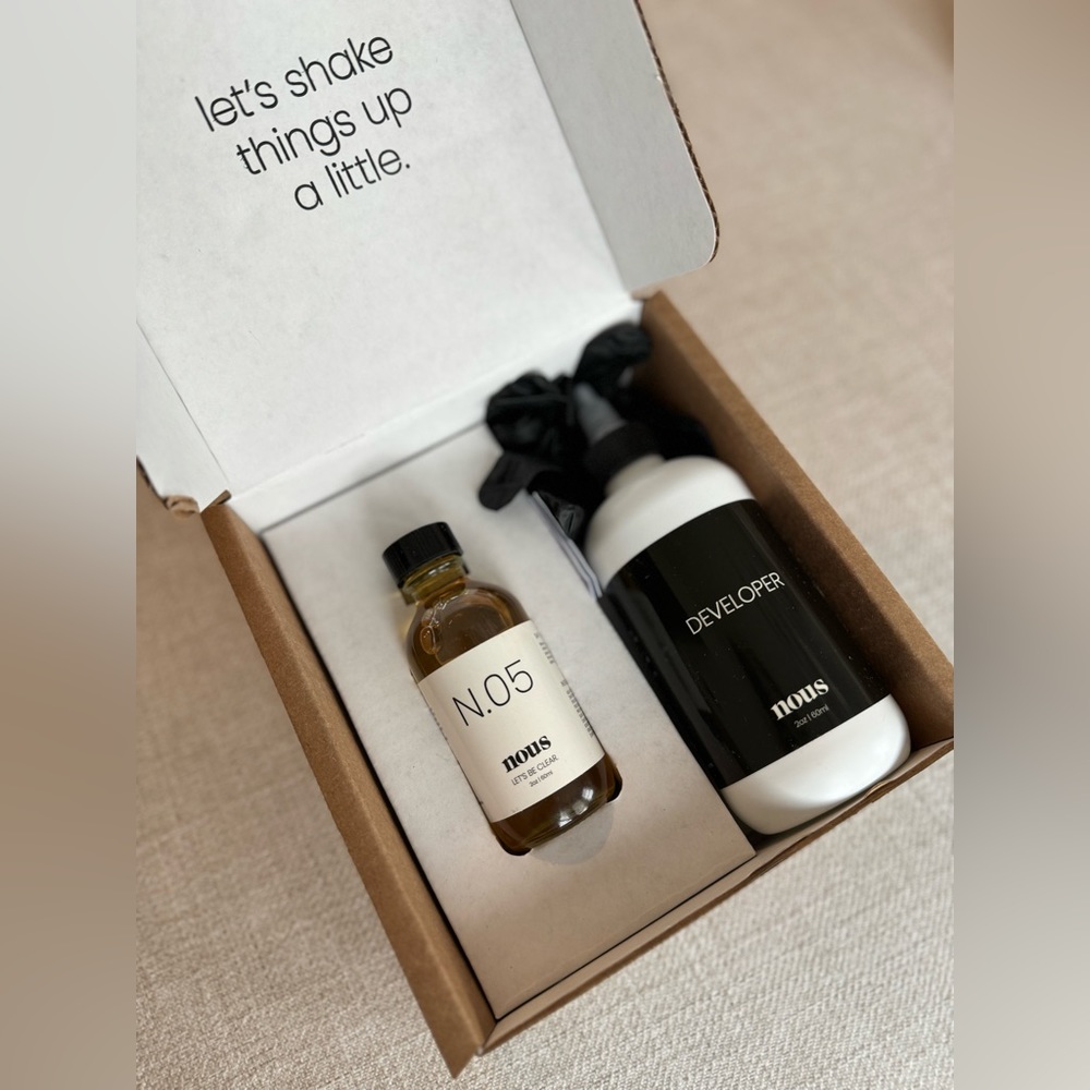Hair Gloss - Nous No. 05 Let’s Be Clear Hair Gloss + Leave-In Conditioner
